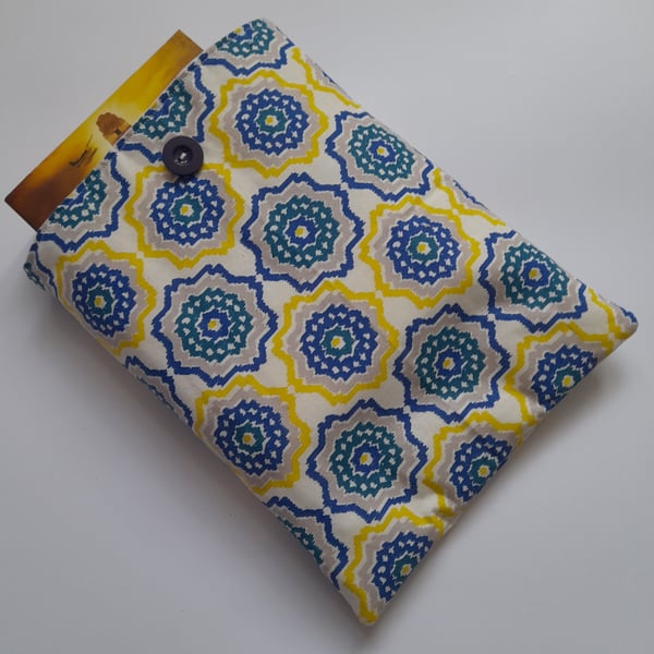 Blue and Yellow Patterned Padded Book Sleeve