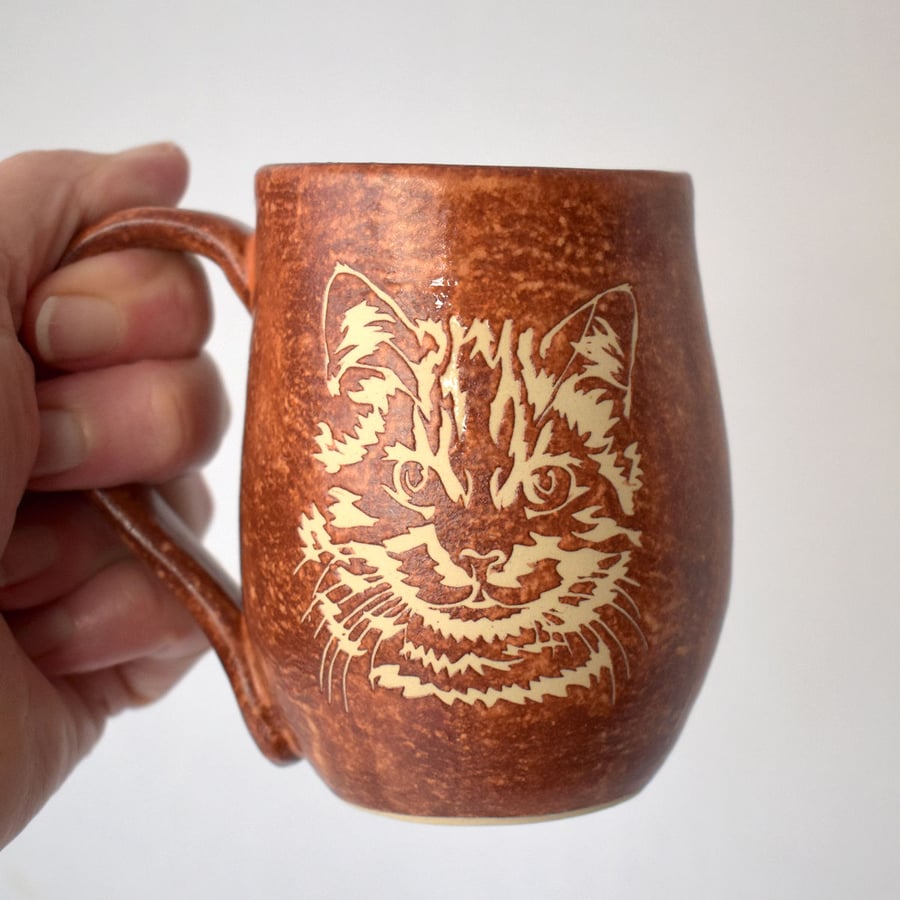 A257 Cat wheel thrown pottery mug (Free UK postage)