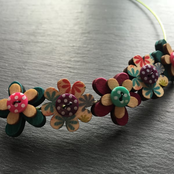 Button Necklace Wooden Flower Button Choker Lime Turquoise Pink