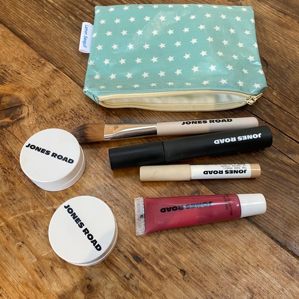 Oil Cloth Make Up Bag (772)