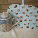 Comical Bees Large Teacosy
