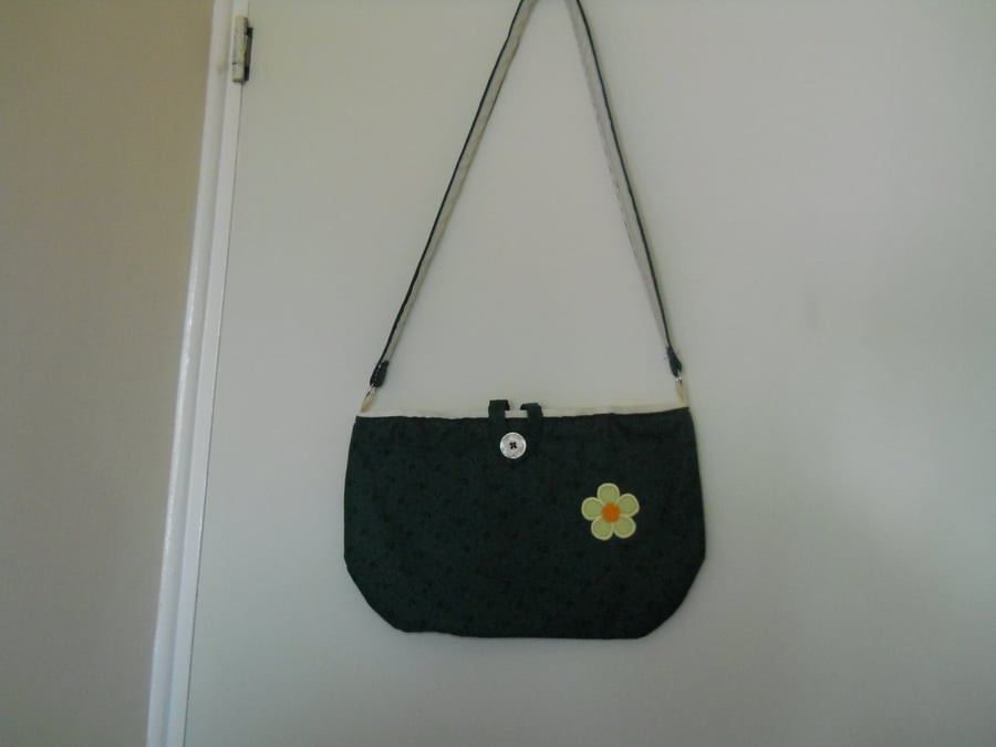 ACROSS THE BODY FLOWER BAG