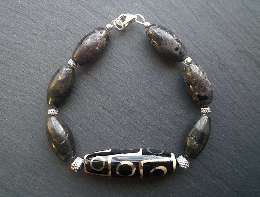Dzi and Agate Bracelet, Sterling Silver and Steel. Unisex Bracelet
