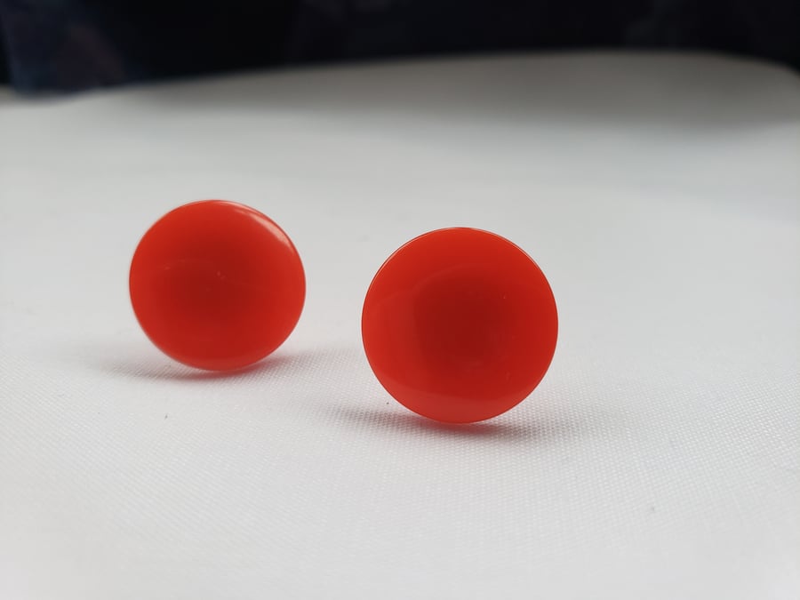 Red button earring studs