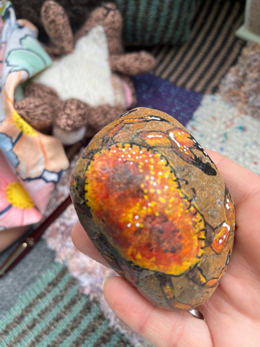 Crab Hand painted and varnished paper weight stone 