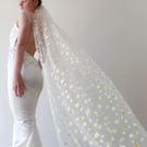 Daisy Wedding Veil, Floral Bridal Veil, Garden Wedding, Custom Wedding Veils