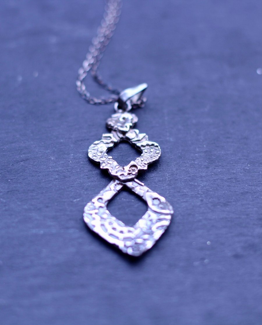 Fine silver cog textured pendant 