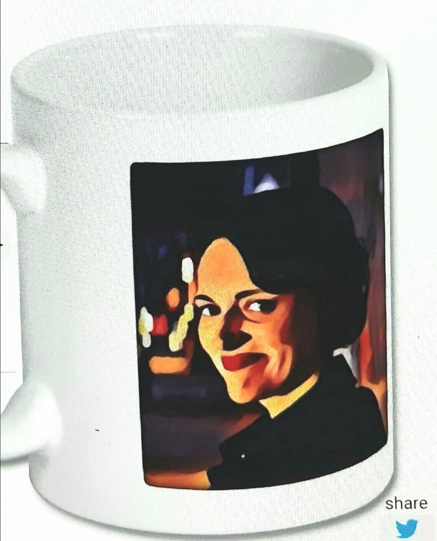 Phoebe Waller Bridge as Fleabag original art mug
