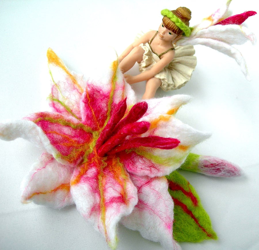  Hand Felted, Wool Jewelry felted broochF -100% WOOL MERINO-LILY-