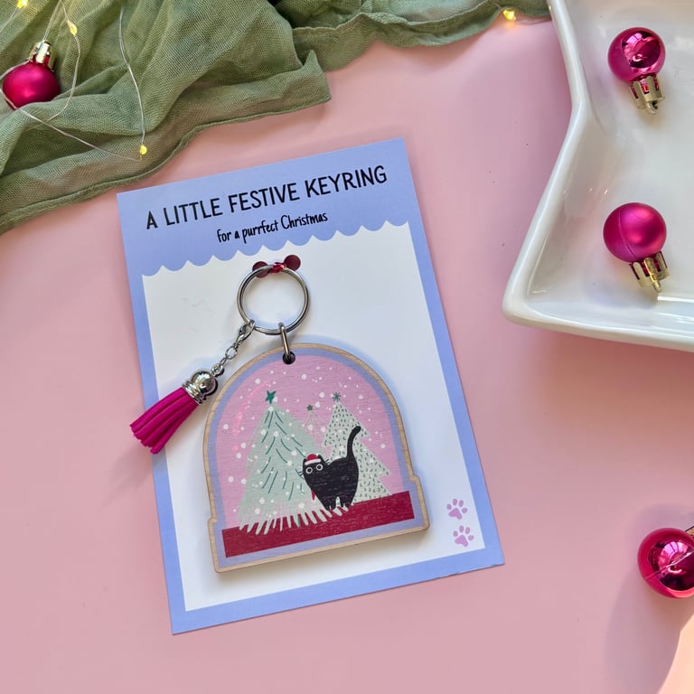 Snowglobe Christmas Cat Wooden Keyring