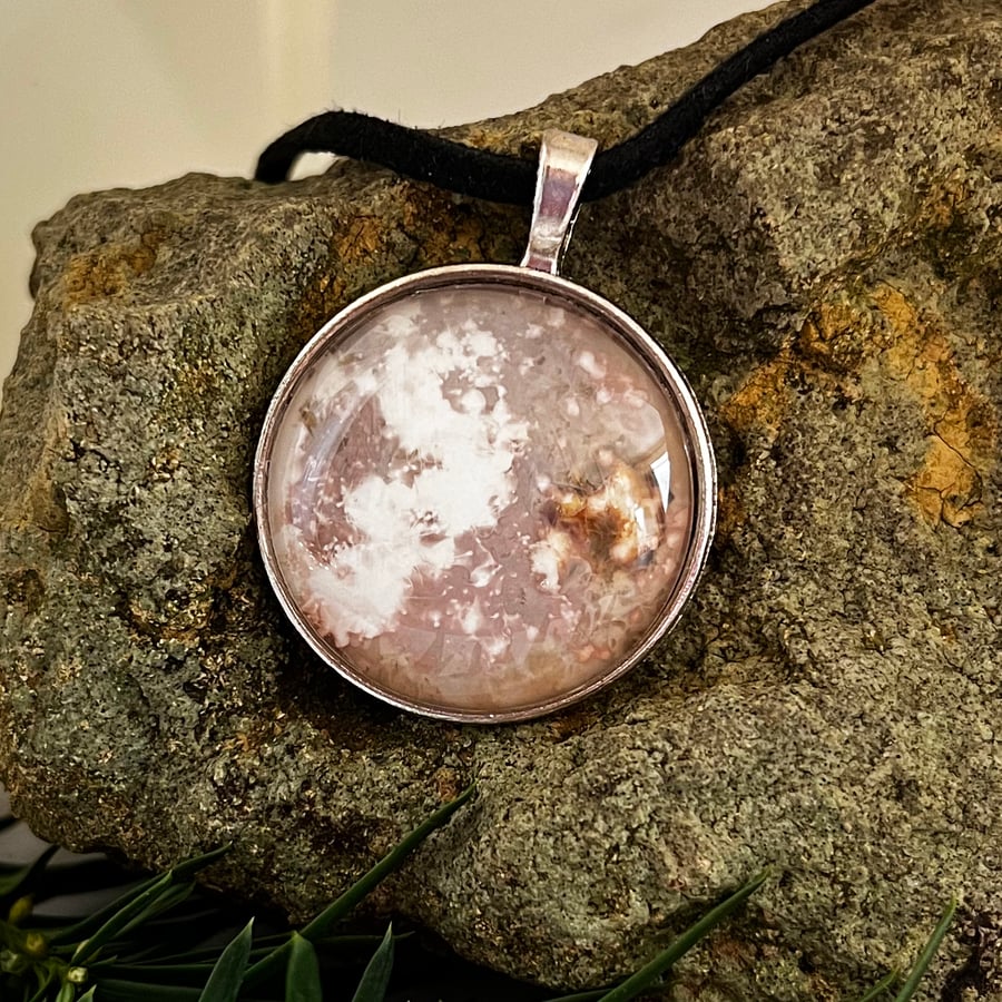 Pollen Dust Lumen Pendant Necklace no3