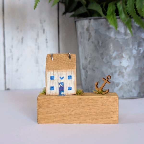 Handmade Tiny Oak Cottage Home Decor 'Coast Cottage'