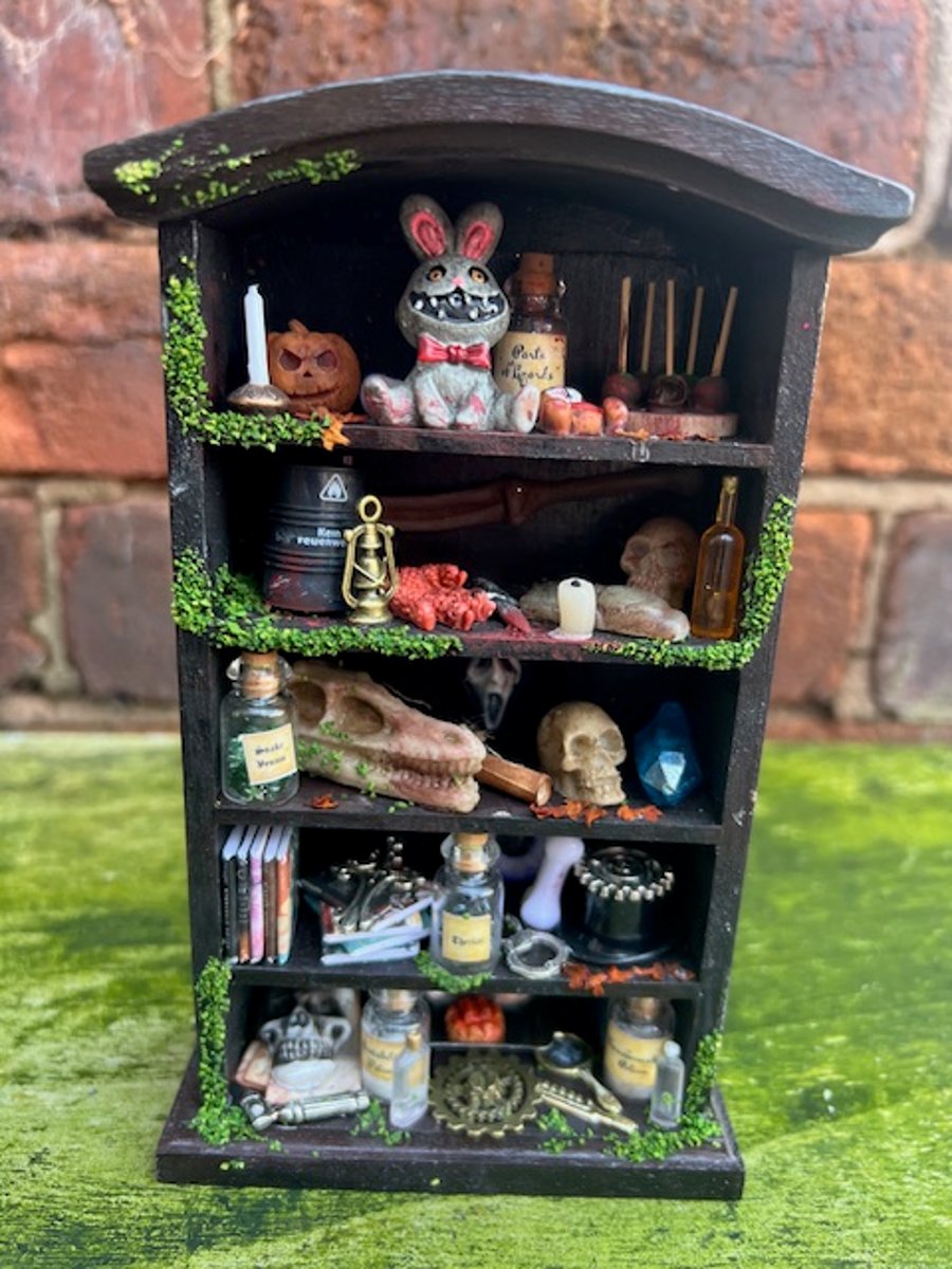 Mini Gothic Curiosity Shelf - Moss & Bones