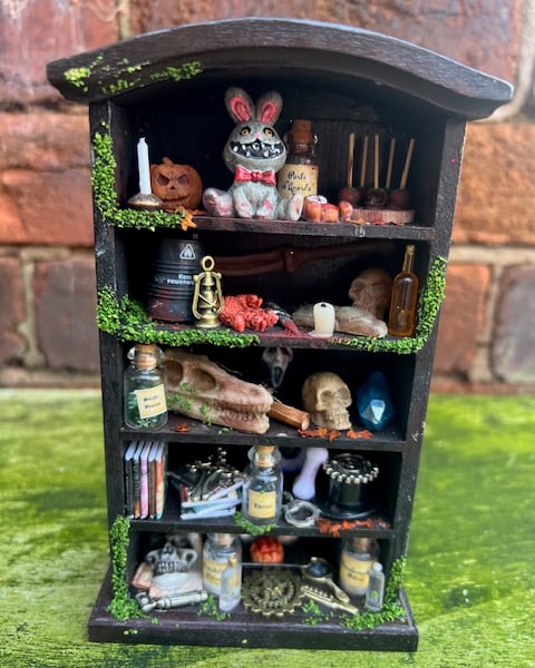 Mini Gothic Curiosity Shelf - Moss & Bones