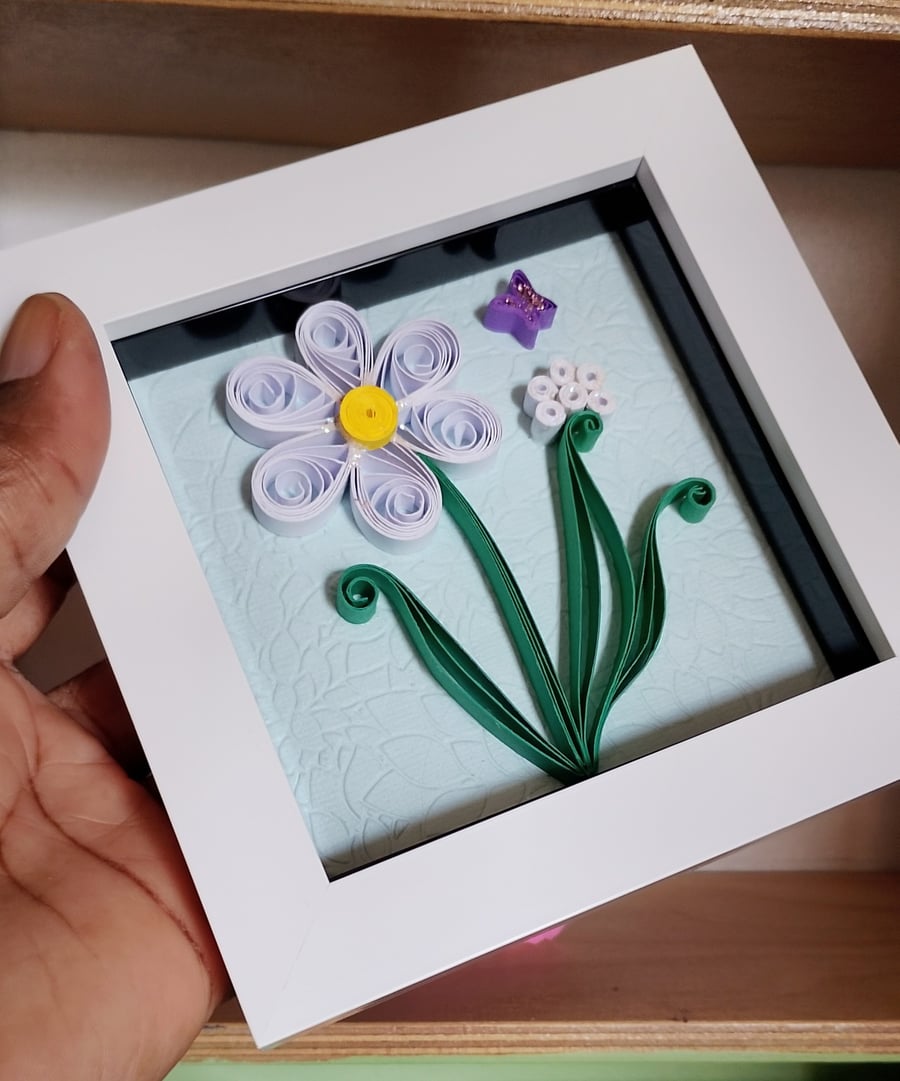 Daisy Quilled Paper Flower Frame