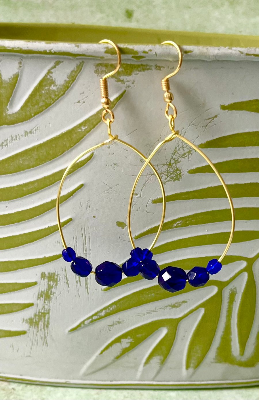 Large Oval Hoop Earrings - Midnight Blue Faceted Glass - 40mm - Gold 