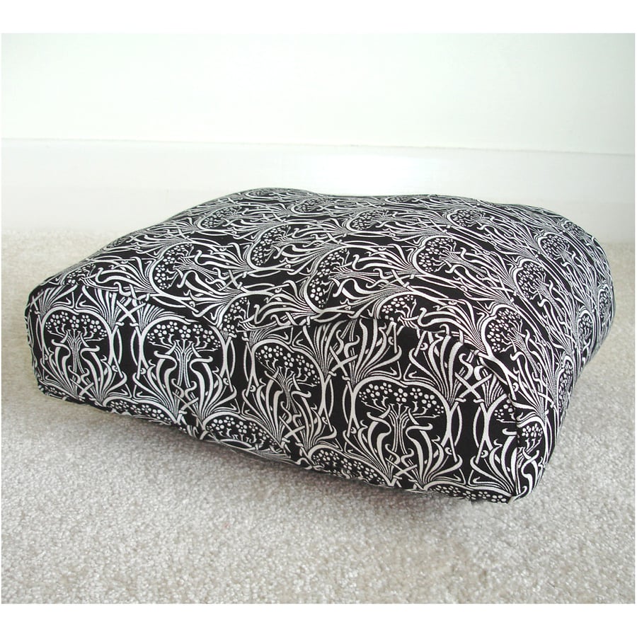 Tempur Pedic Original Travel Pillow Cover Art Nouveau Black Orthopaedic Neck