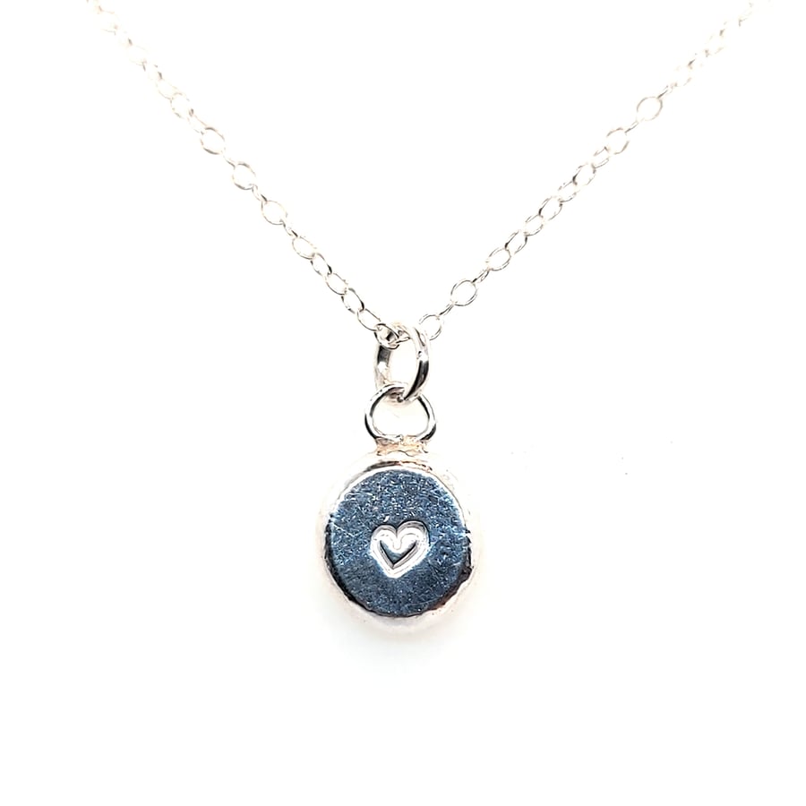 Silver Heart Pebble pendant necklace