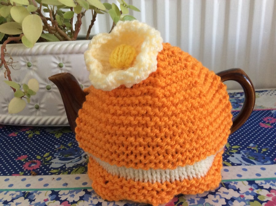 Mother's Day Tea Cosy - orange daisy cosy fits a 1-2 cup or 0.5 pint pot