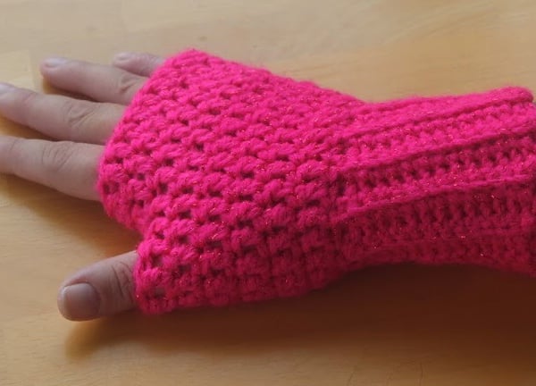 Lovely Fingerless Gloves 