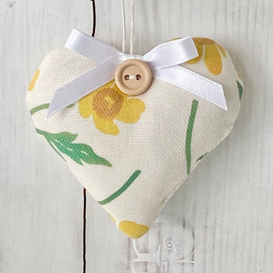 EMMA BRIDGEWATER BUTTERCUP FABRIC HEART - padded