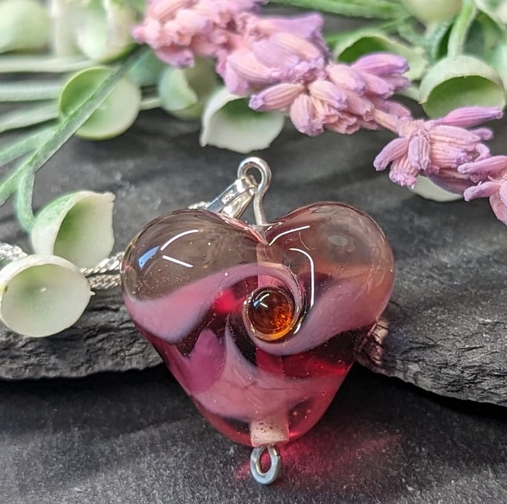 Heart glass pendant discount