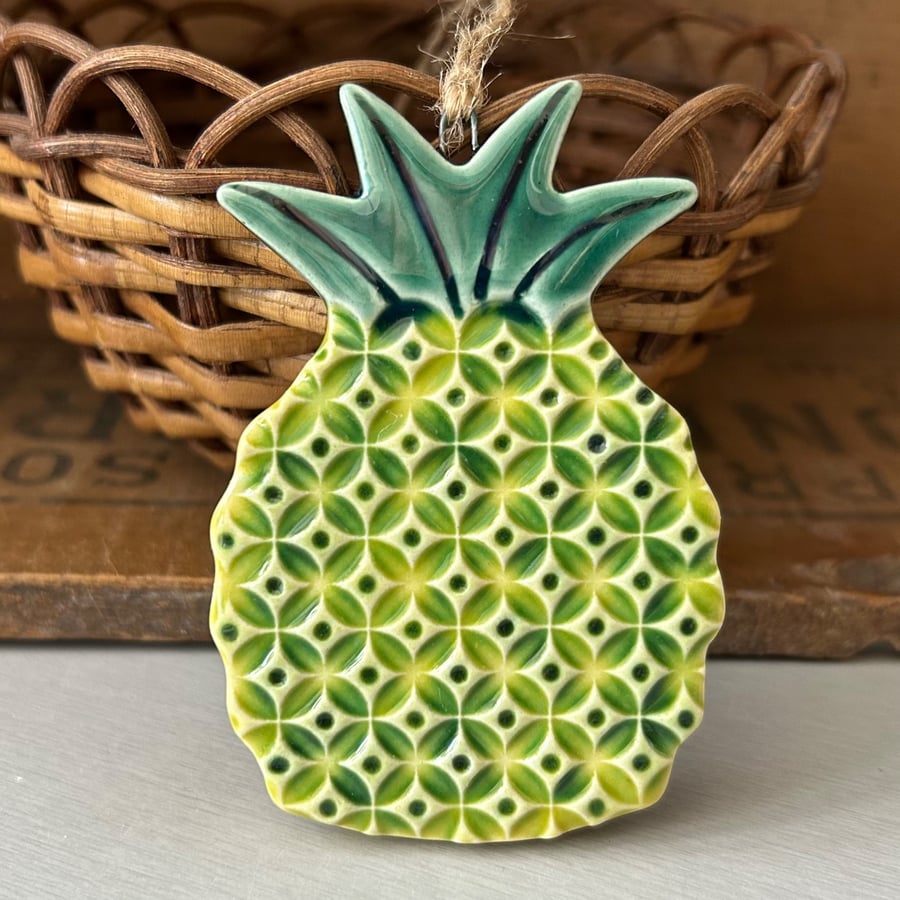 Ceramic Pineapple decoration Pottery Pineapple
