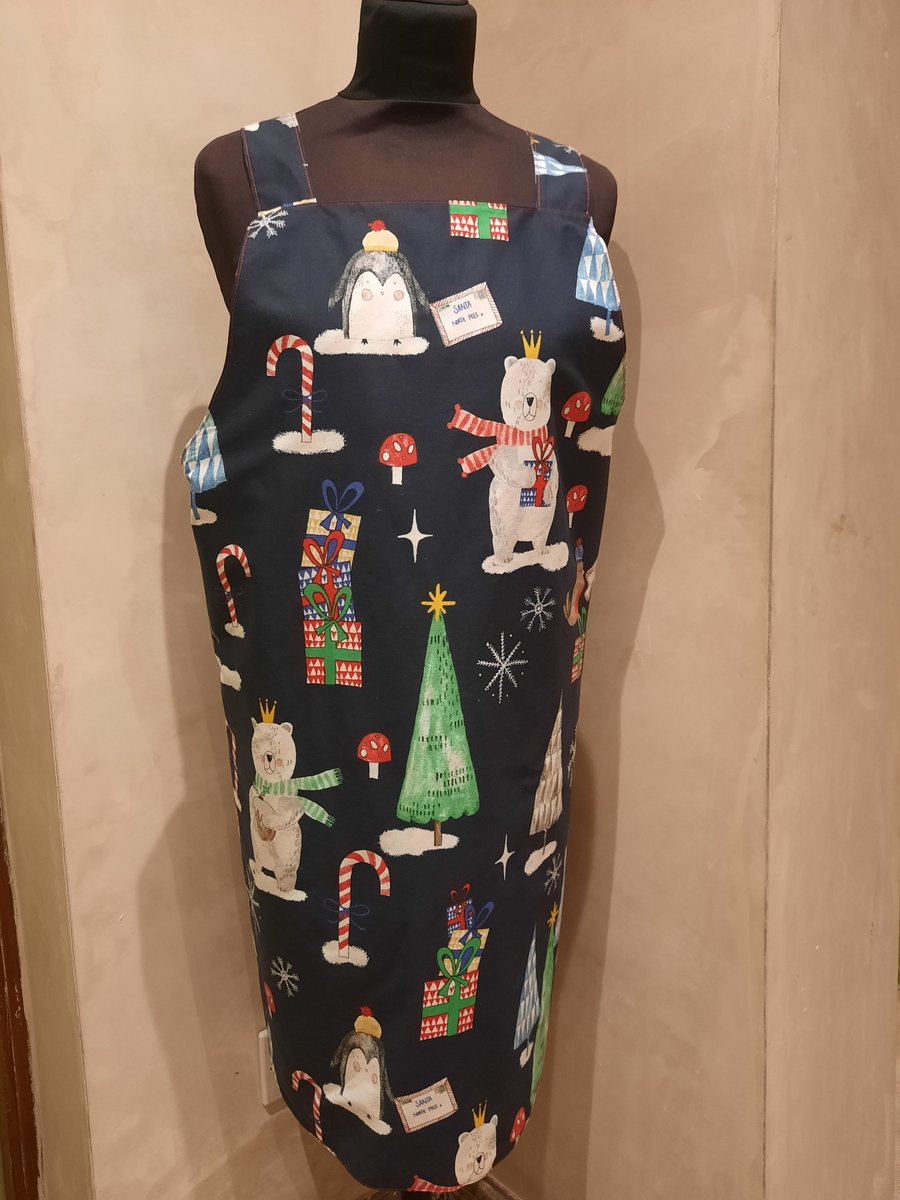 Ladies Christmas apron size medium