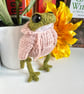 Handmade knitted frog  - Image 5