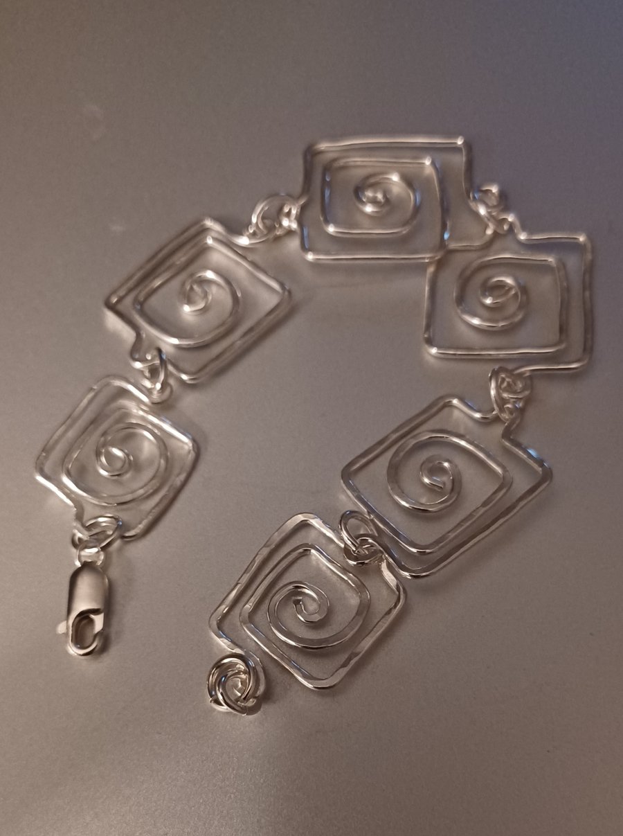 Square spiral silver bracelet