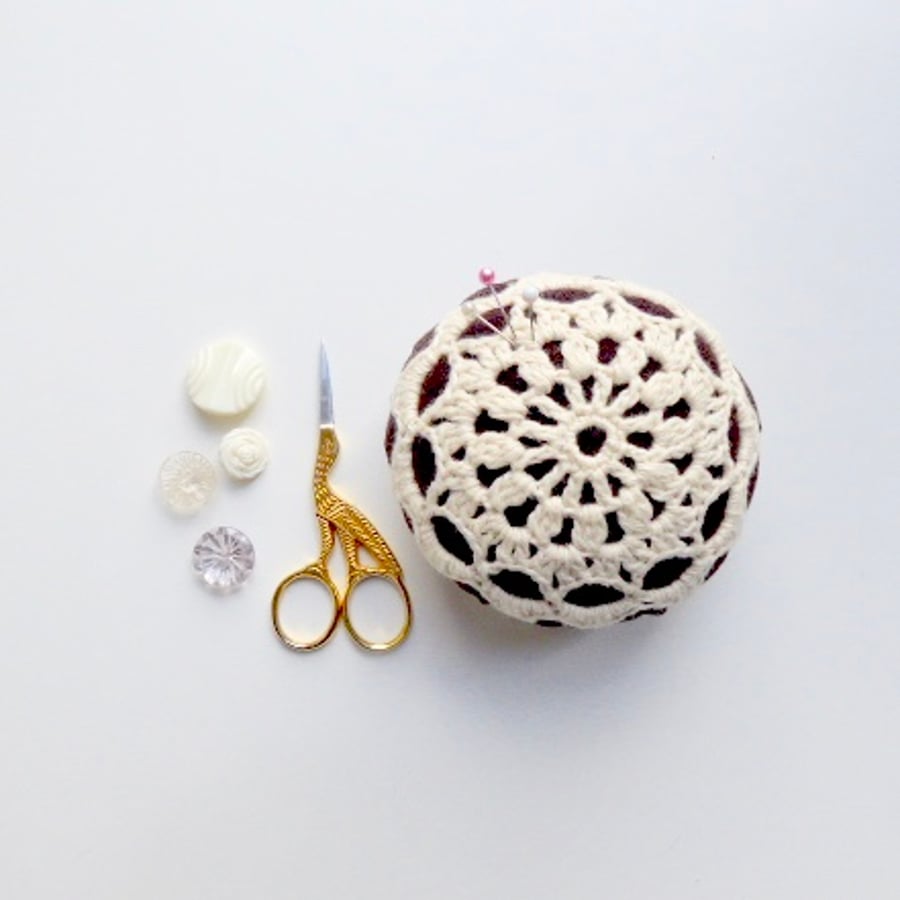Lace crochet pincushion, round pincushion, pin tidy