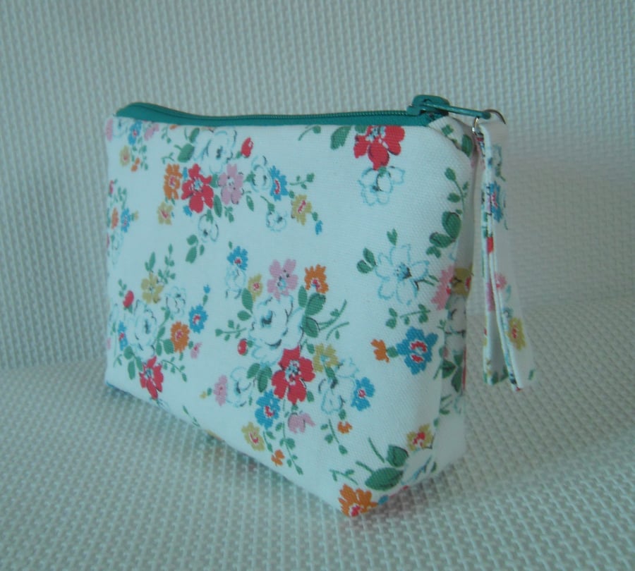 Make up bag in Kidston floral fabric.
