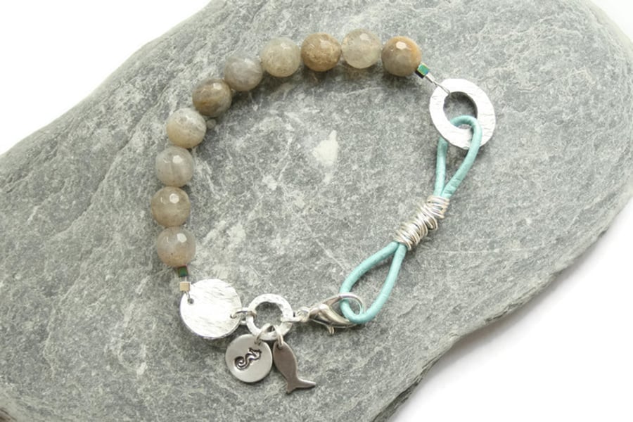 Labradorite bracelet, summer bracelet, beach bracelet, boho chic, bohemian
