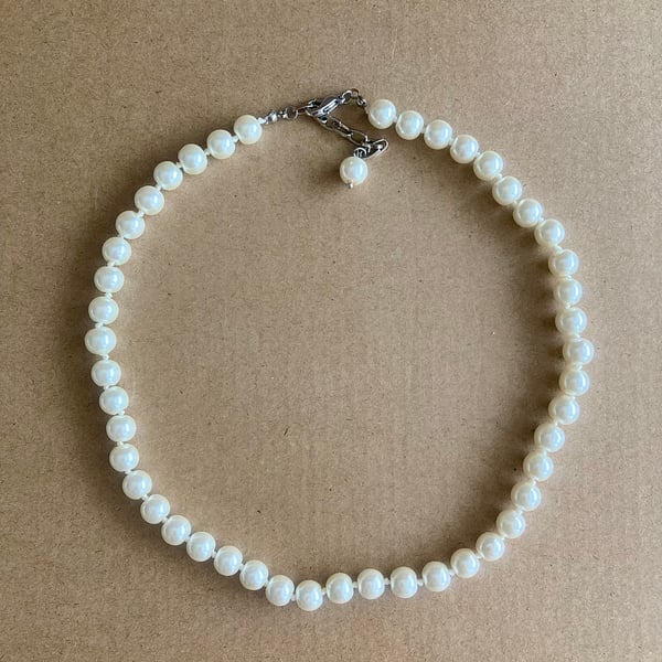 Gorgeous hand knotted 7mm acrylic faux pearl 16.5'' long necklace - handmade 