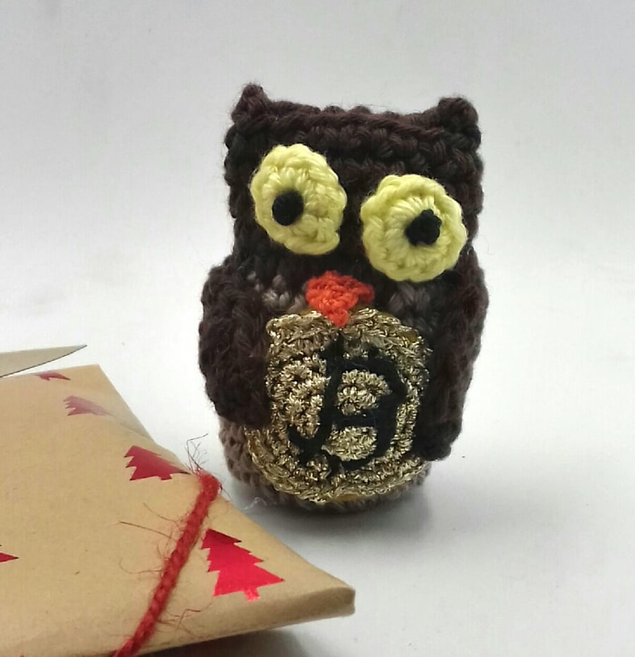 Reserved for Susan Owl with Bitcoin Table Gift 