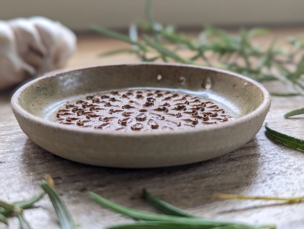Ceramic grater and herb stripper 