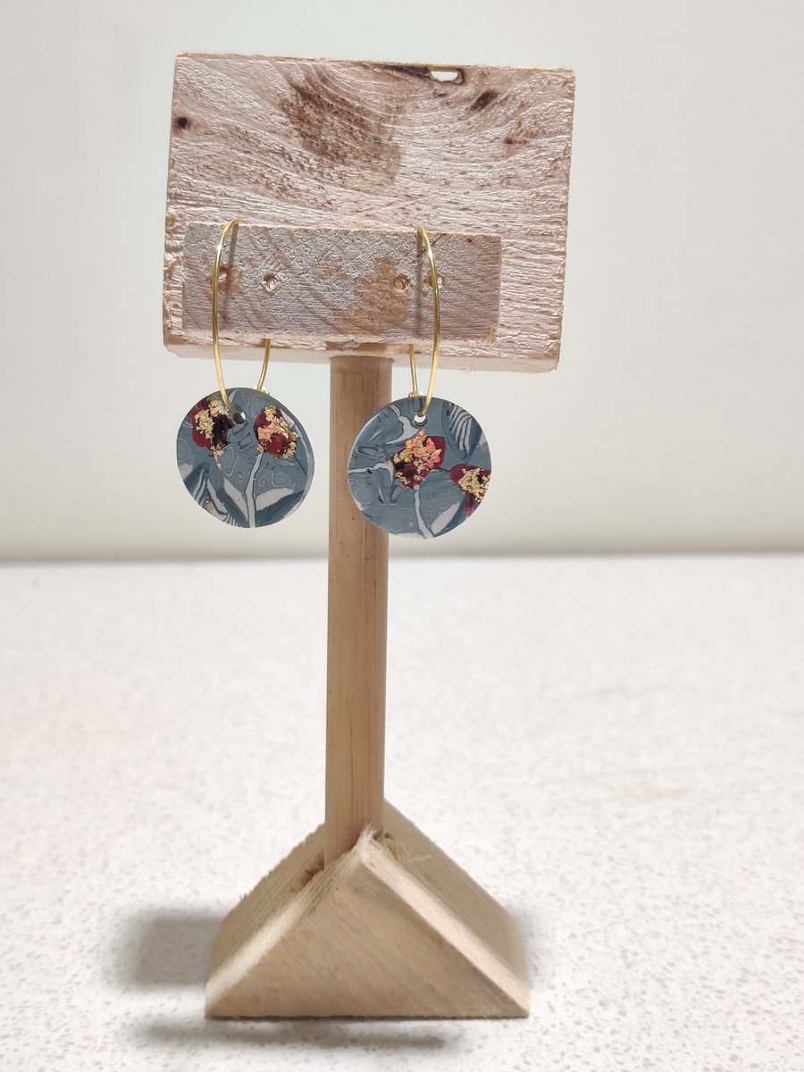 Abstract rose pattern earrings 