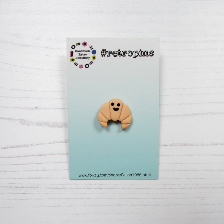 Happy Croissant mini pin