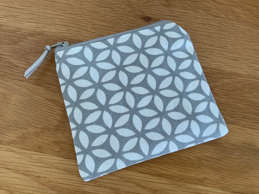 Fabric Coin Purse, Money Pouch, Zipped Purse, Purse, Card Holder, Geometric