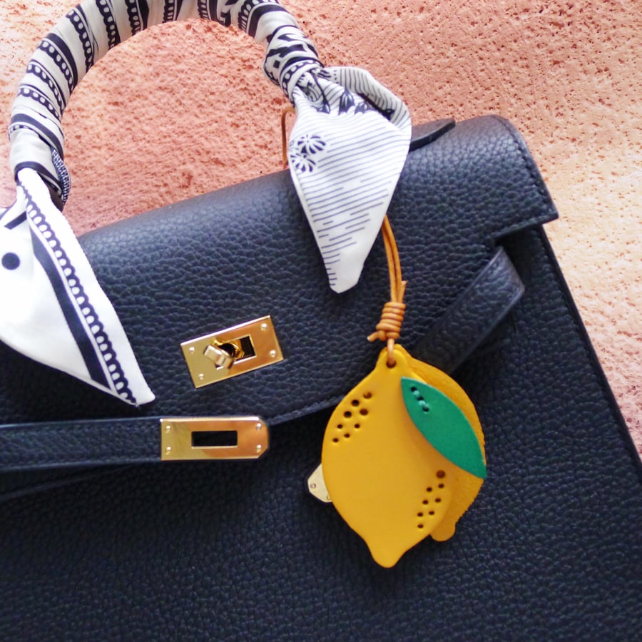 Handmade mini lemon charmsCowhide Cartoon lemon KeychainBackpack decoBag charmsk