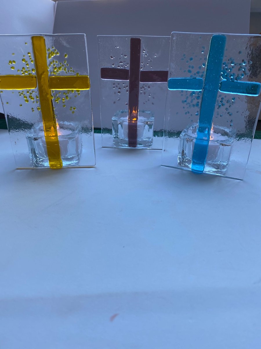 Fused glass Crucifix tea light