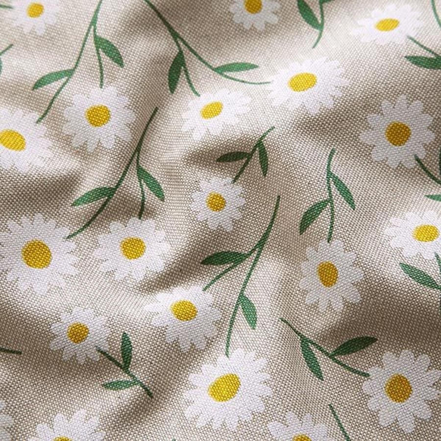 150 x 135 Daisies Tablecloth