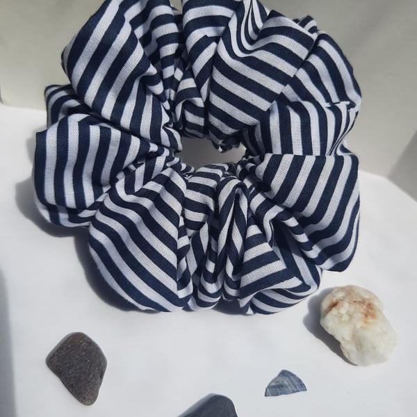 Striped Scrunchie 