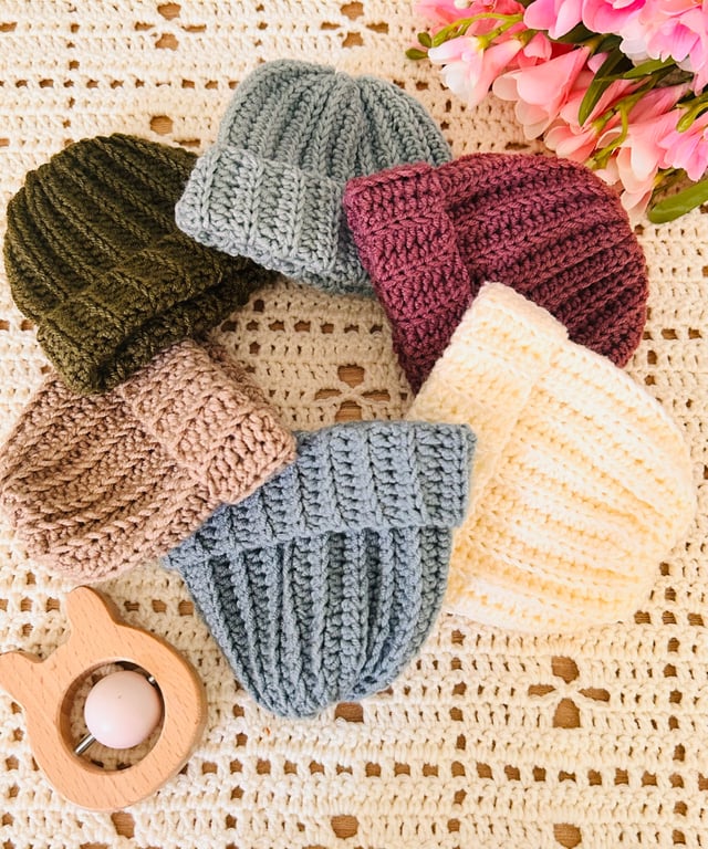 Cosy Ribbed Baby Beanie Hat age 0-3 months