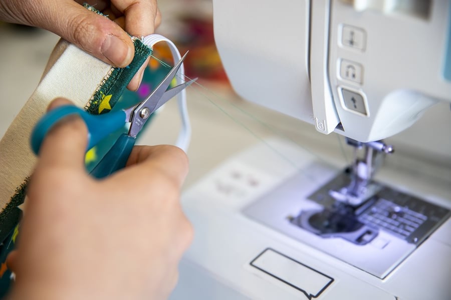 Absolute Beginners Machine Sewing 121 class  - Friday 25 April 2025