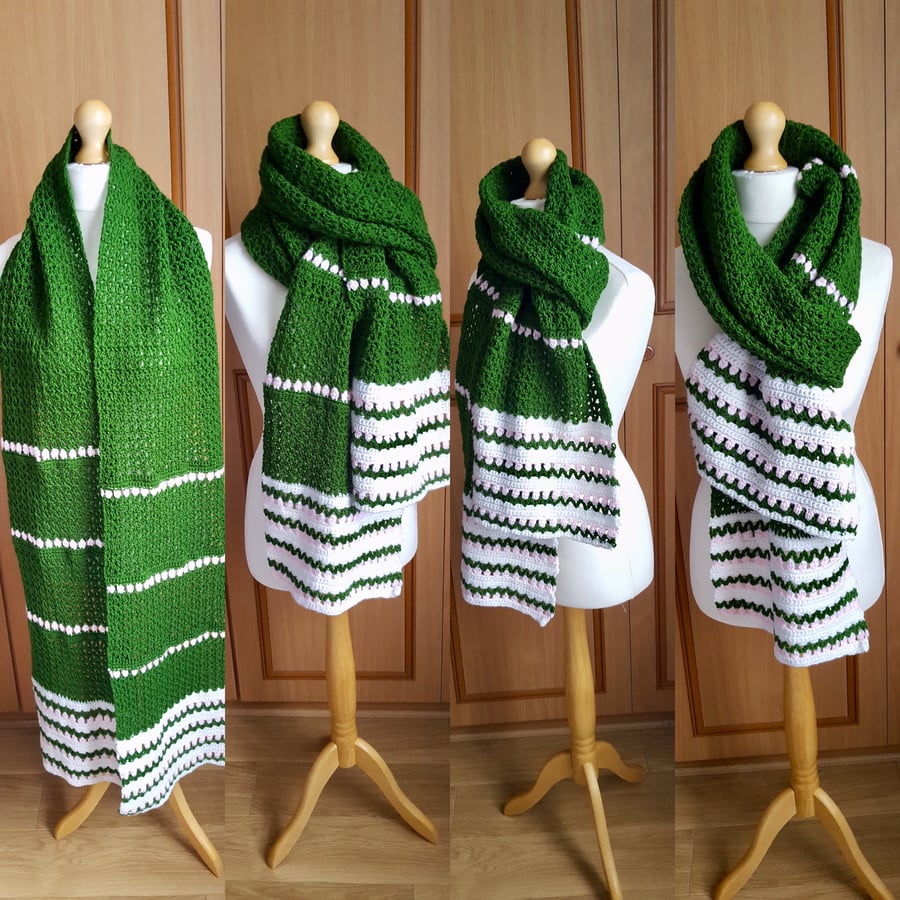 Green and white tulip stitch unisex scarf. Length 90”. Width 11”.