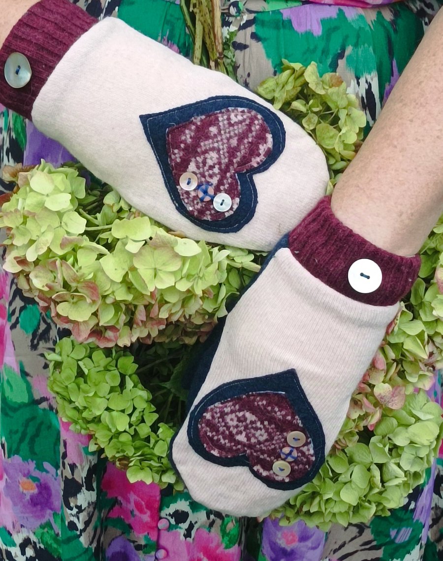 Eco cashmere mittens Valentine gift 