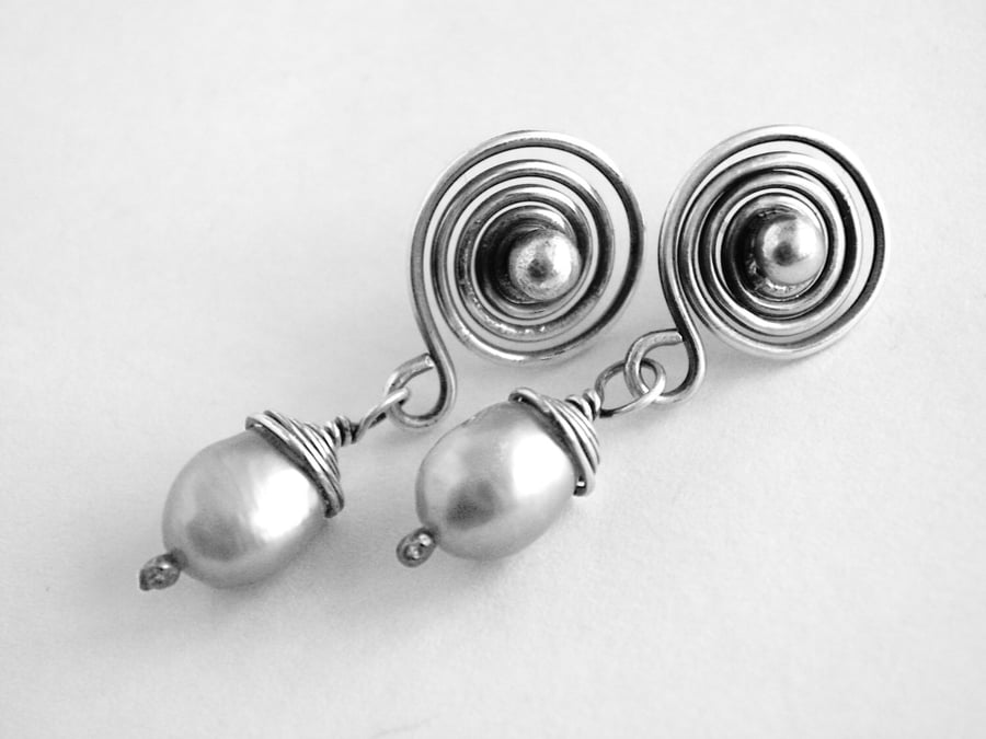Pearl Earrings Sterling Silver Spiral Post.
