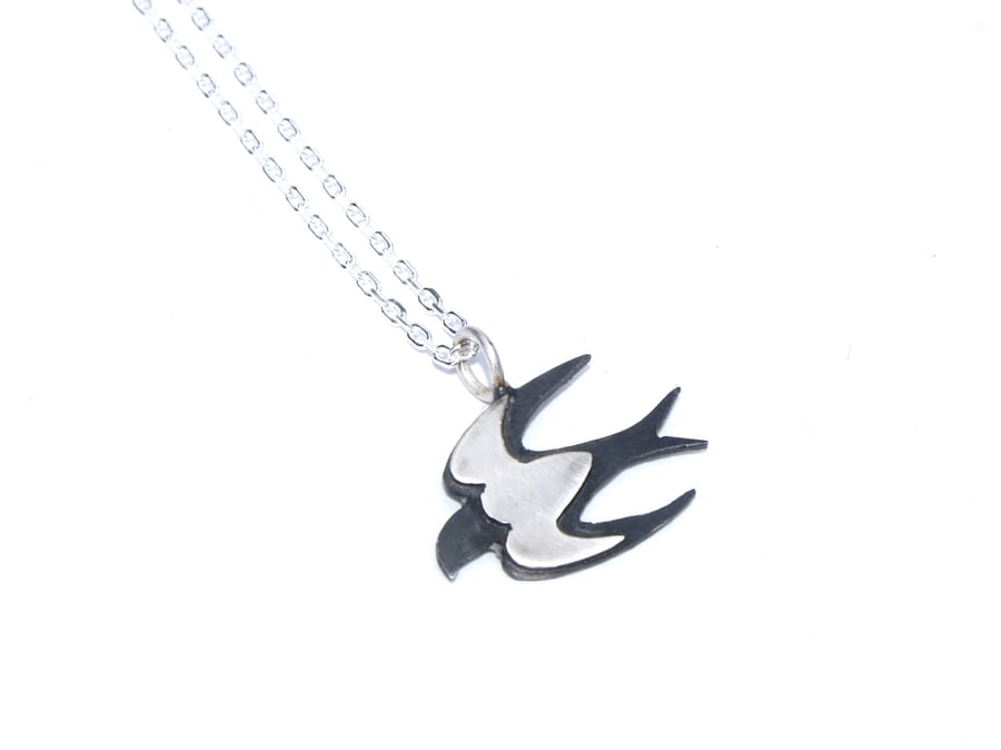 Silver swallow pendant