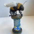 Bobbinbee - Knitted Bee on a vintage wooden bobbin